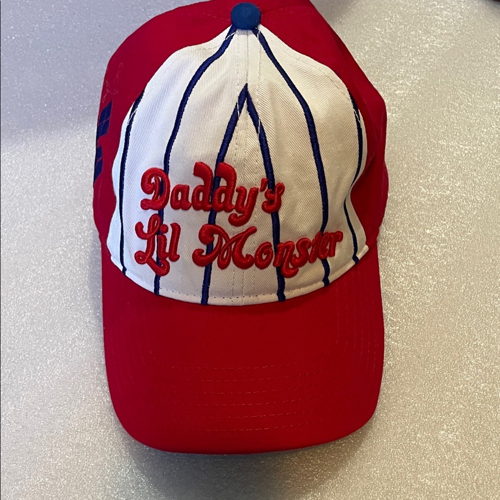 Daddy’s lil monster Red and White Baseball Cap Harley Quinn